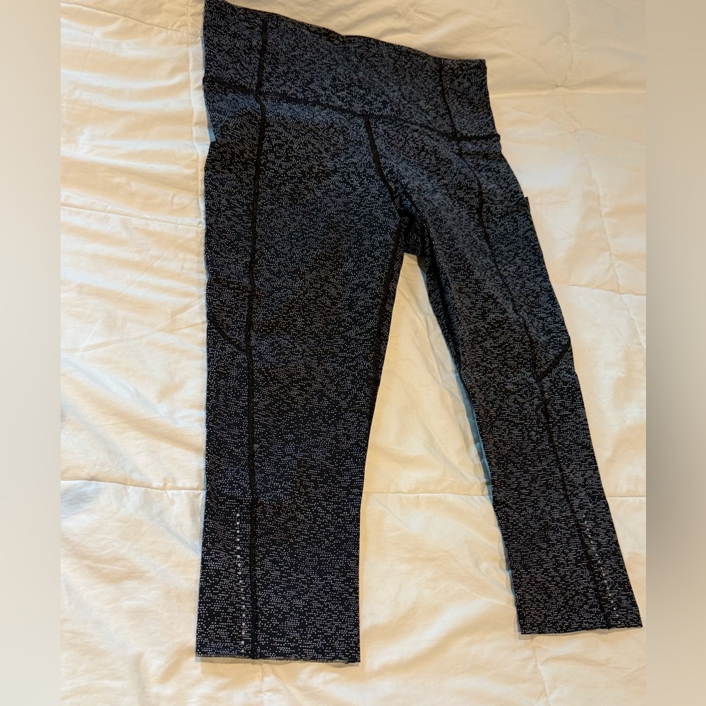 lululemon athletica Black Polka Dot Wunder Under 21” Crop Leggings